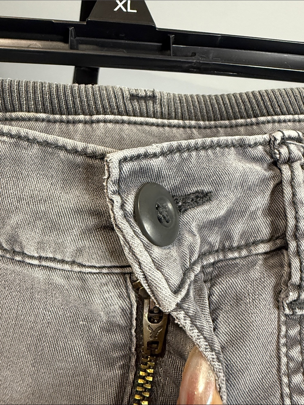 American Eagle Baggy Cargo Pants Gray Stretch Utility Size 28 Regular - Picture 3 of 12